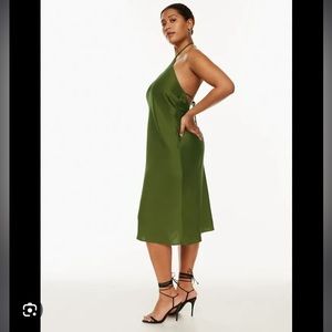 Aritzia nightwood dress grotto green